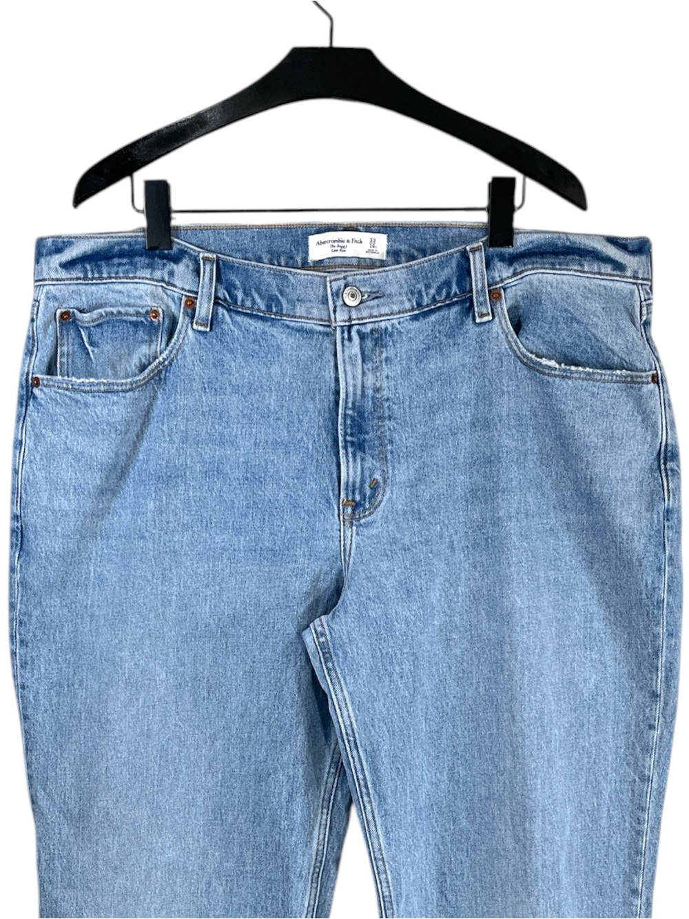 Abercrombie & Fitch The Baggy Low Rise Jean With Cuffed Hem Size 33/16S Short - Picture 4 of 8